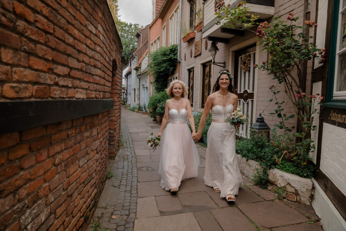 gleichgeschlechtliche Hochzeit, Brautfotos Bremen Schnoorviertel