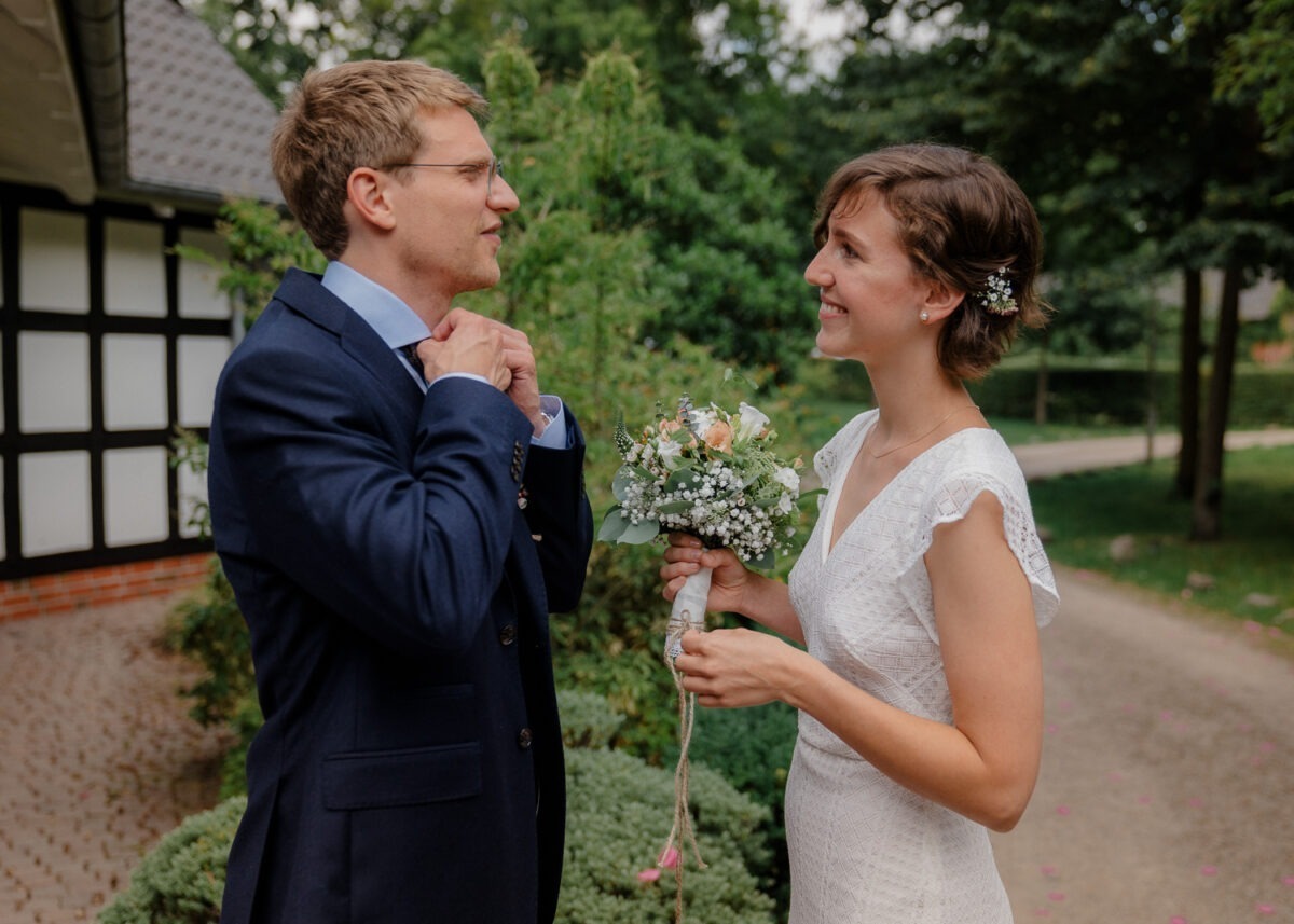 Heiraten auf dem Lür-Kropp Hof in Bremen Oberneuland 2 Heiraten auf dem Lür-Kropp Hof in Bremen Oberneuland, Hochzeitsfotografie, Hochzeitsfotografin Oberneuland, Hochzeitsfotos Bremen-Oberneuland